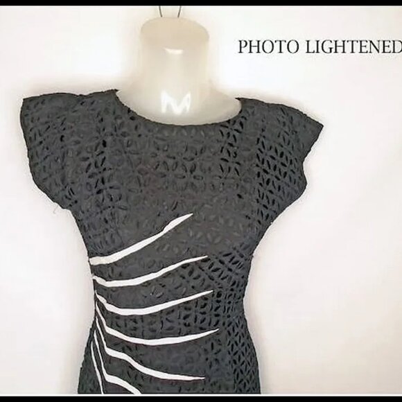 Vintage Black Eyelet Sheath Dress Bodycon Curvy LBD - Picture 2 of 13